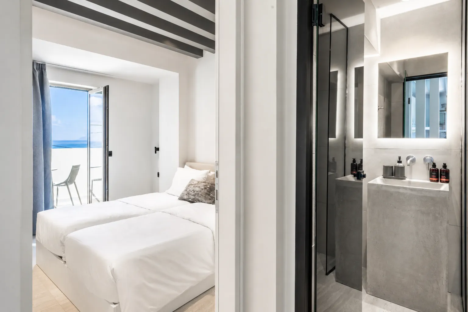 Sea View Apartment